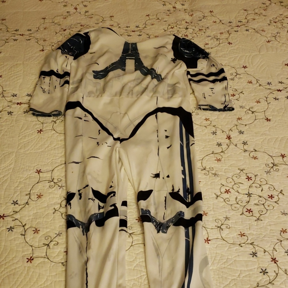🎃 Stormtrooper Costume. Size medium 🎃